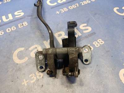 Петля крышки (двери) багажника Volkswagen Touareg (2007-2010) рестайл