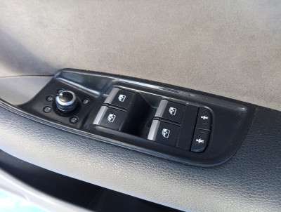 Обшивка (карта) дверей передньої правої Audi Q7 4M(2015-2020)