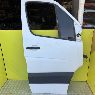 Дверь передняя правая Mercedes-Benz Sprinter W 906 (2006-2014) дорестайл