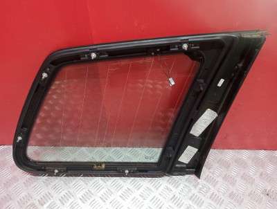 Скло кузовне заднє ліве Volkswagen Touareg (2007-2010) рестайл