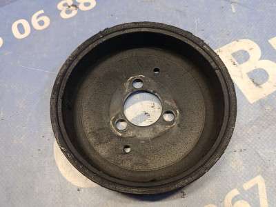 Шкив водяного насоса (помпы) Volkswagen Touareg (2007-2010) рестайл