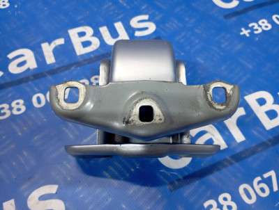 Петля кришкі (двері) багажника ліва Renault Trafic III, Opel Vivaro III (2014-2020)
