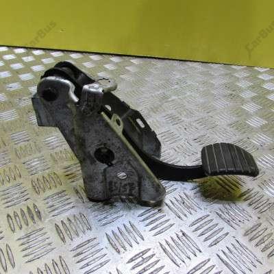 Педаль тормоза Renault Trafic II, Opel Vivaro II, Nissan Primastar II (2006-2014) рестайл