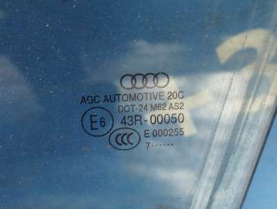 Скло бокових дверей передніх правих Audi Q7 4M(2015-2020)