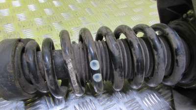 Пружина подвески передняя Volkswagen Touareg (2003-2006) дорестайл