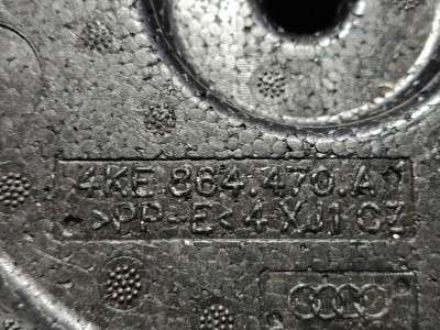 Опора болта кріплення запасного колеса Audi E-TRON