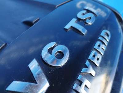 Накладка декоративная (на ДВС) Volkswagen Touareg NF (2010-2014)