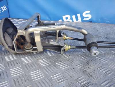 Кулиса КПП Renault Trafic II, Opel Vivaro II, Nissan Primastar II (2006-2014) рестайл