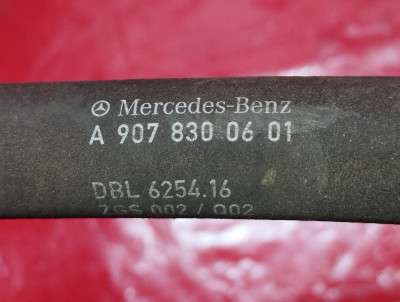 Патрубок охлаждения Mercedes-Benz Sprinter W907 (2014-2024)