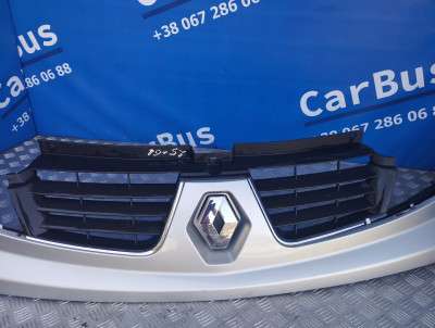 Накладка бампера переднього центральна Renault Trafic II, Opel Vivaro II, Nissan Primastar II (2006-2014) рестайл