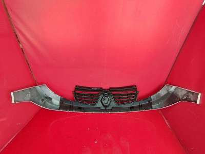 Накладка бампера переднього центральна Renault Trafic II, Opel Vivaro II, Nissan Primastar II (2006-2014) рестайл